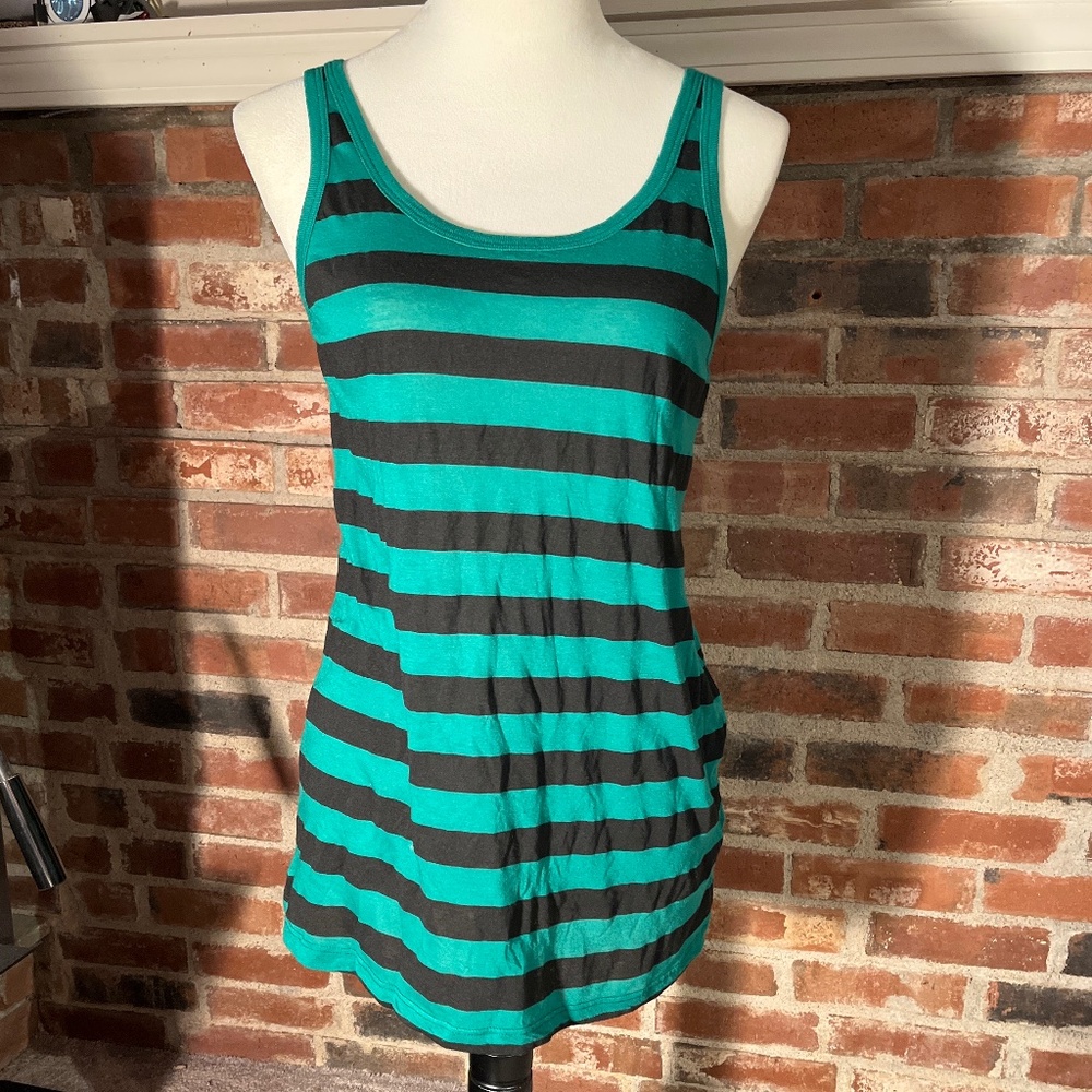 Splendid green and navy striped tank